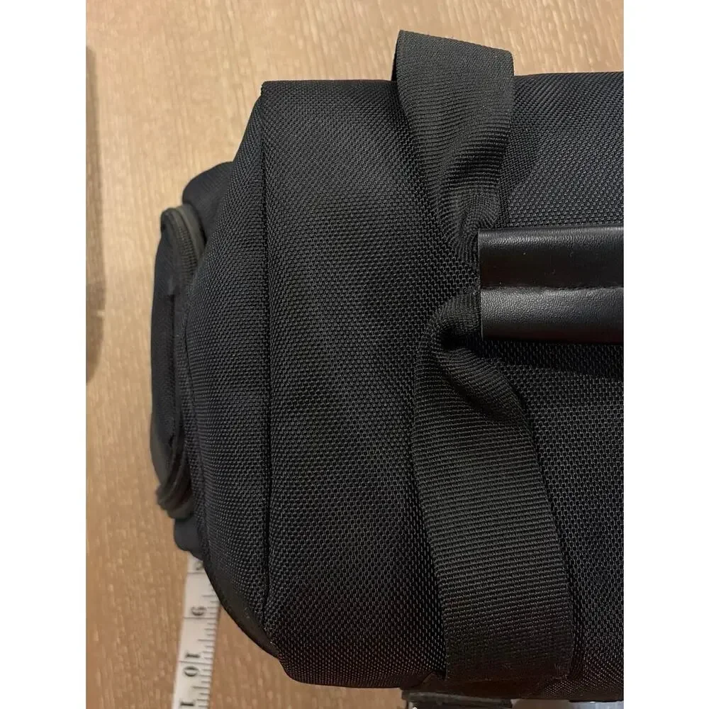 Canon 200DG Digital Camera Gadget Bag Black Shoulder‎ Strap Padded